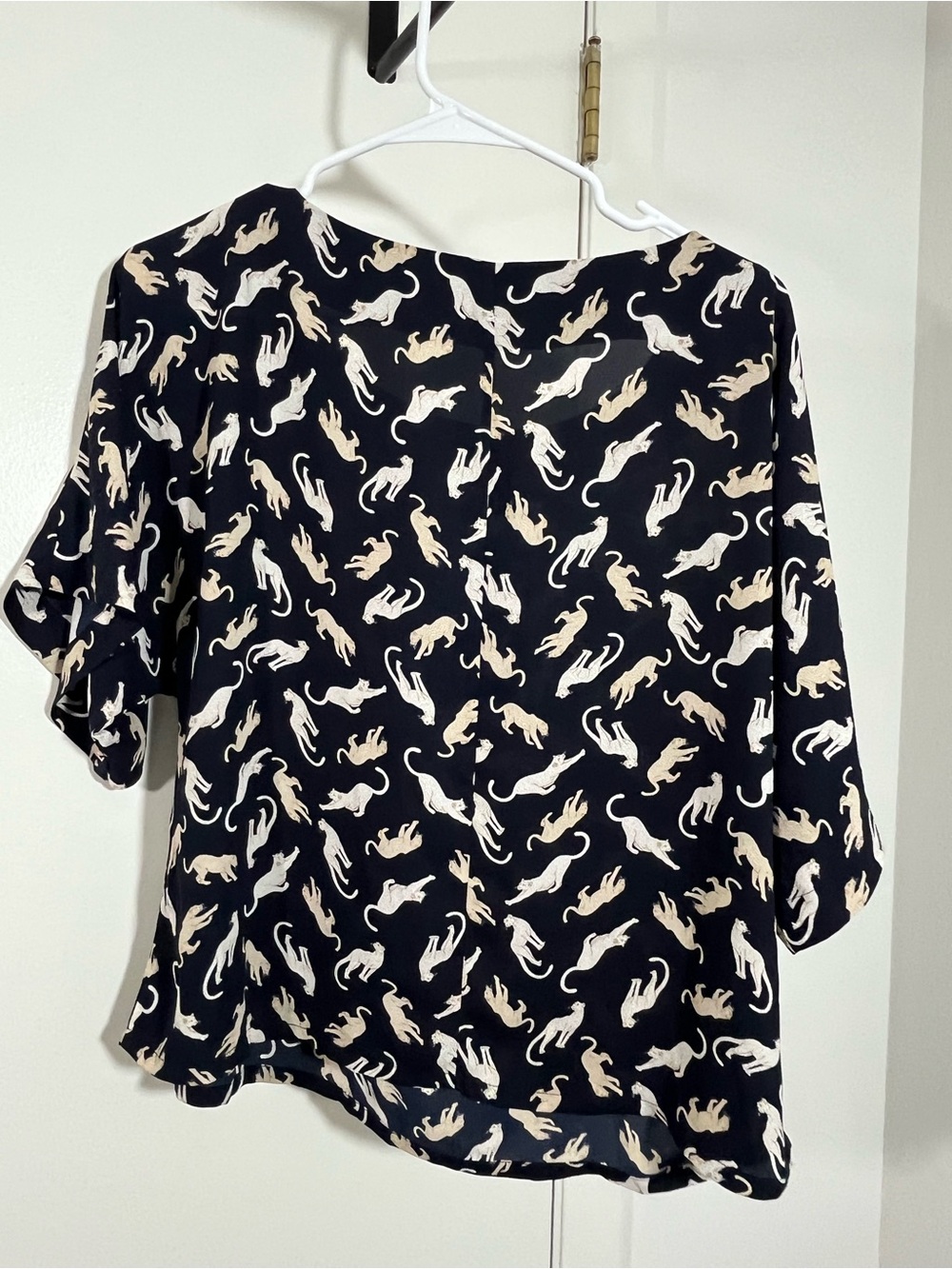 3 Tops: LOFT and Ann Taylor - Picture 12 of 12